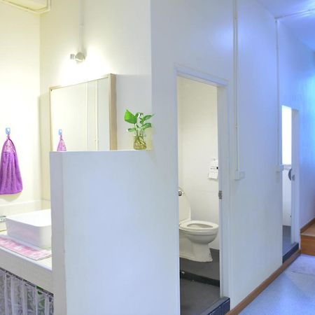 Panpan Hostel Bangkok Bagian luar foto