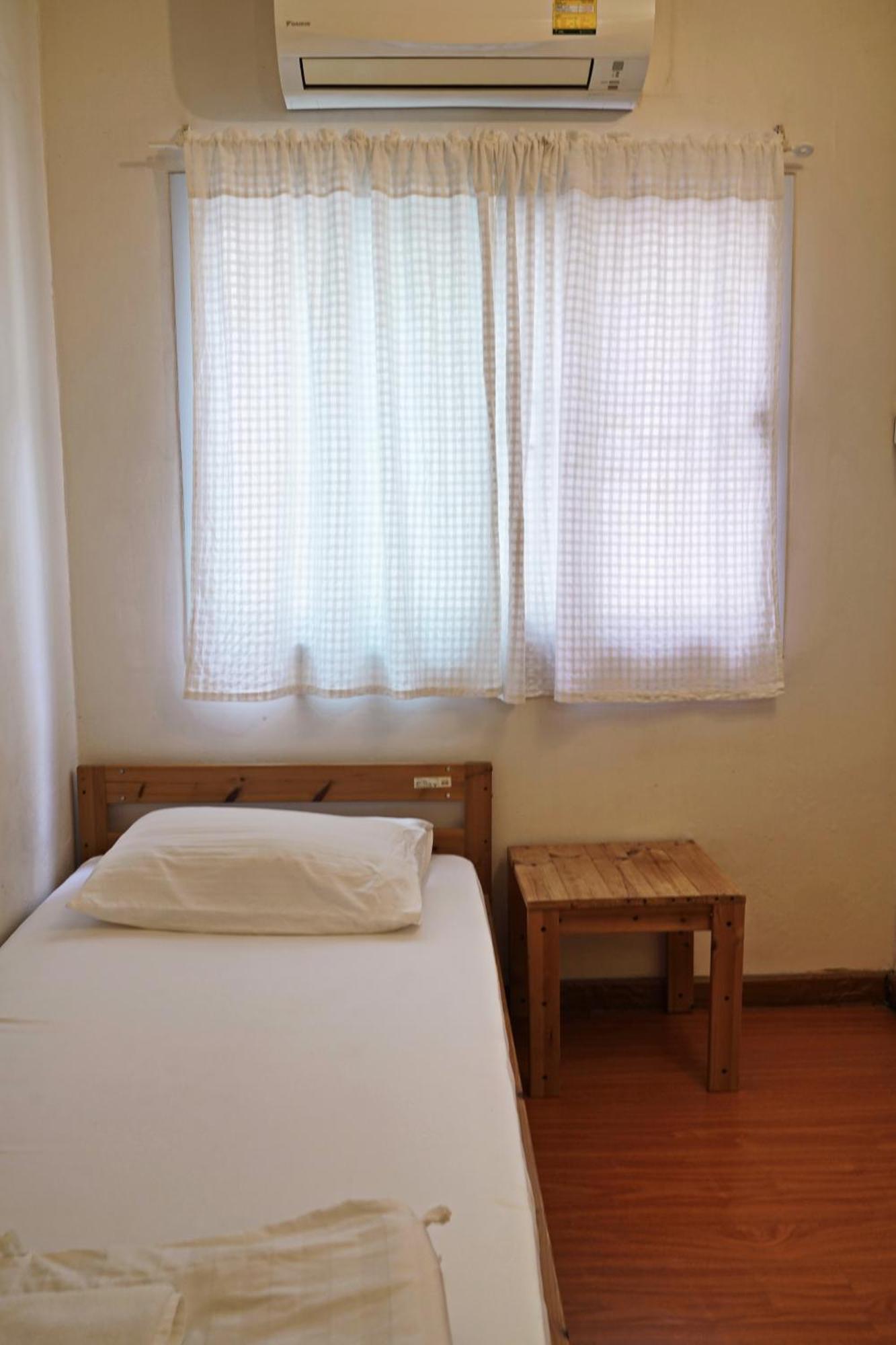 Panpan Hostel Bangkok Bagian luar foto