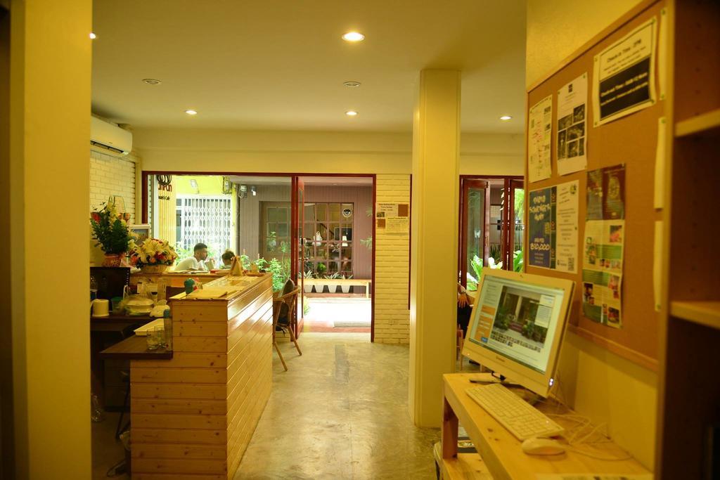 Panpan Hostel Bangkok Bagian luar foto